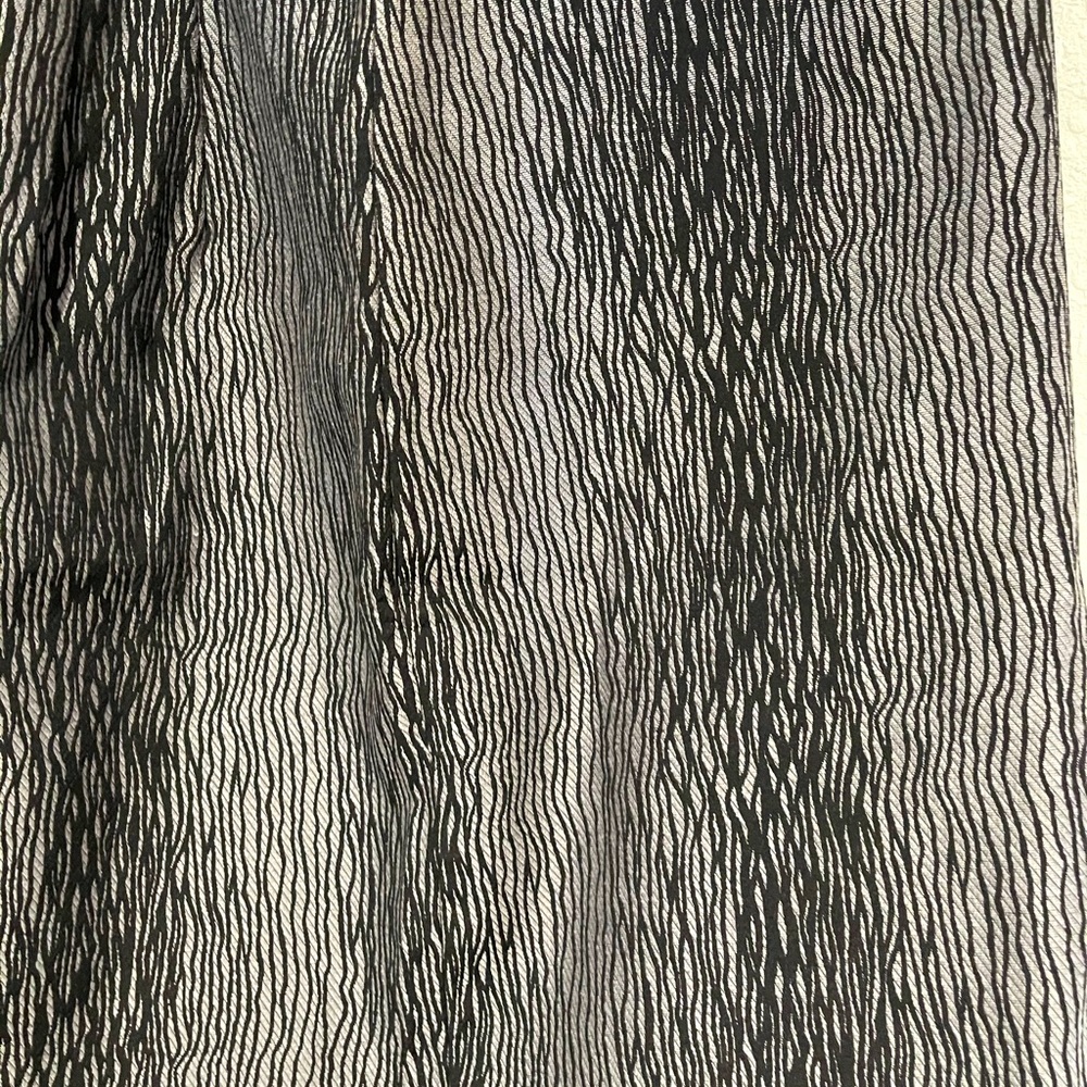 Ann Taylor Petite Grey and Black Skirt - Picture 8 of 12